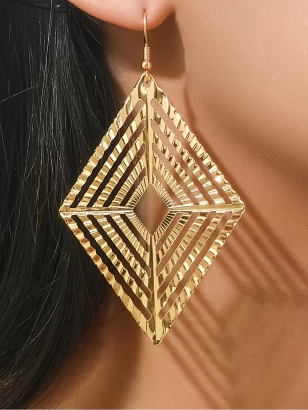The Unbranded Brand lightweight gold